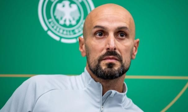 开云网站-昆茨接班人在家乡启航，1位“老新人”与6位小将报到