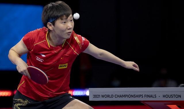 王曼昱“低调”中加冕冠军 女乒领军人之争白热化